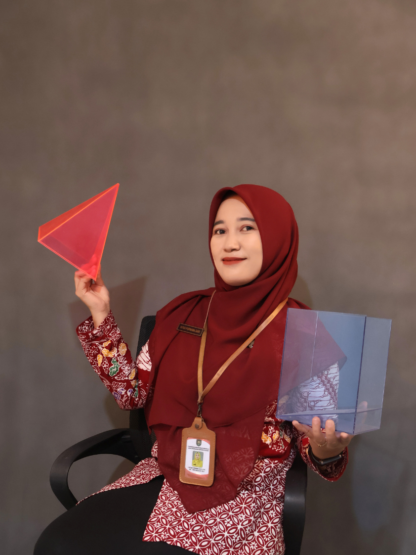 Intan Purnama Sari, S. Pd.